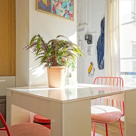 Superb 2 Room Apt In Paris Apartamento *